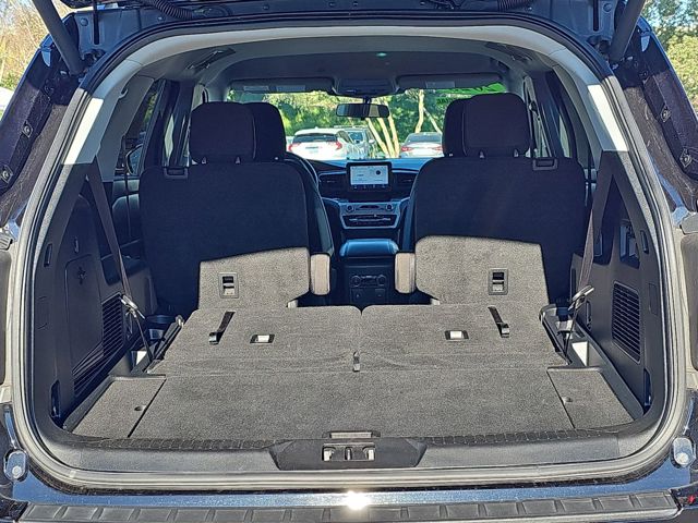 2023 Ford Explorer XLT - Photo 14