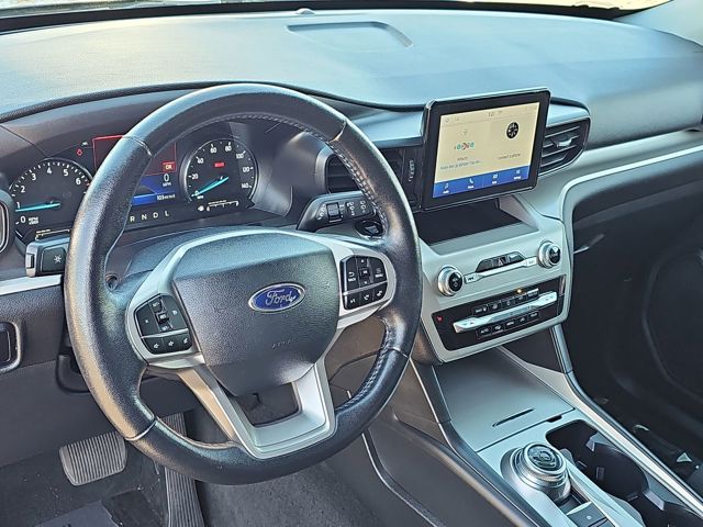 2023 Ford Explorer XLT - Photo 18