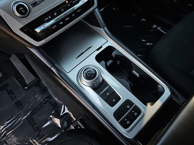 2023 Ford Explorer XLT - Photo 28
