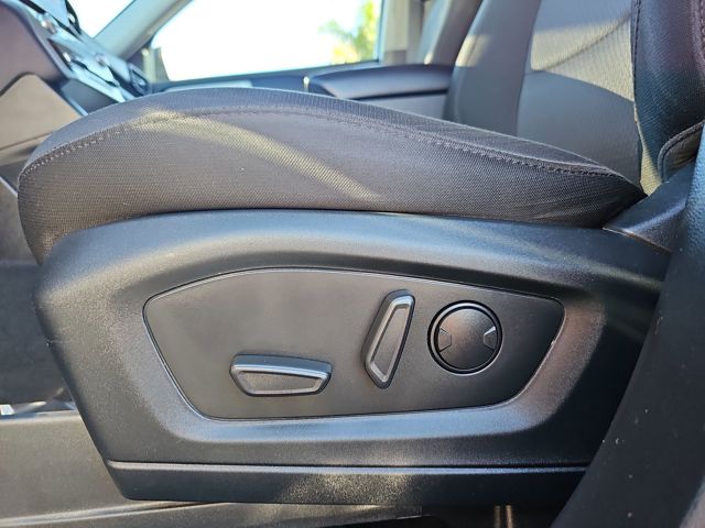 2023 Ford Explorer XLT - Photo 32