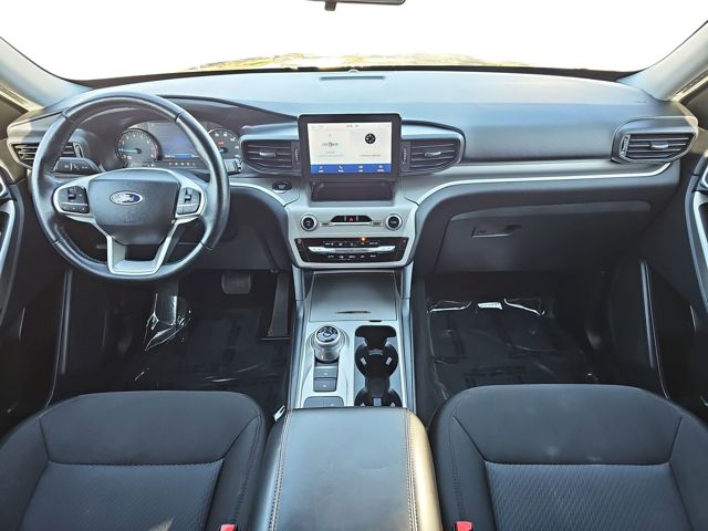 2023 Ford Explorer XLT - Photo 9