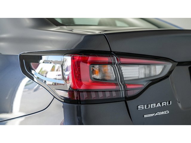 2025 Subaru Legacy Premium photo 8