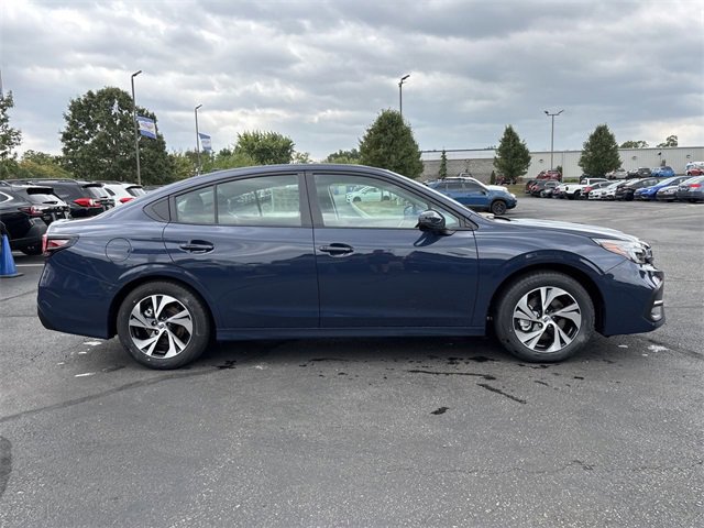 2025 Subaru Legacy Premium photo 12