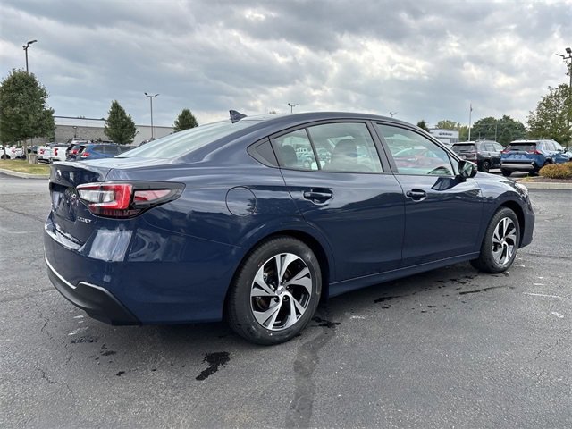 2025 Subaru Legacy Premium photo 3