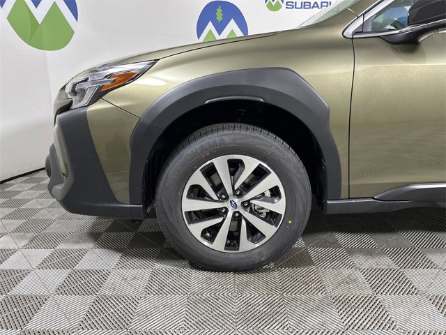 2025 Subaru Outback Premium photo 3
