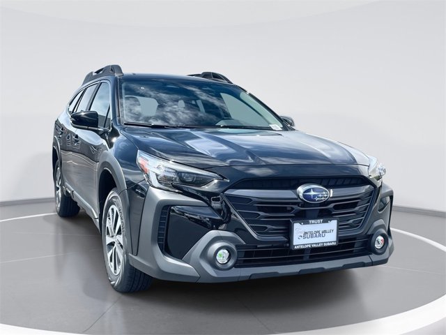 2025 Subaru Outback Premium's photo
