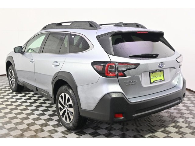 2025 Subaru Outback Premium photo 3