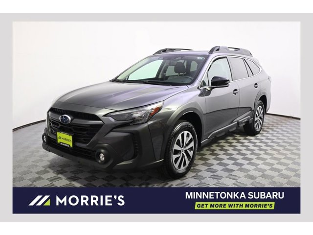 2024 Subaru Outback Premium's photo