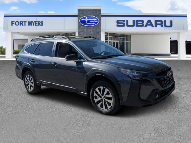 2025 Subaru Outback Premium's photo