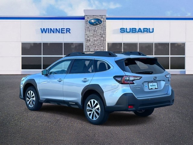 2025 Subaru Outback Premium photo 3