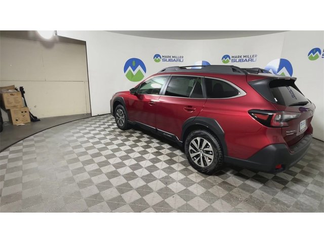 2025 Subaru Outback Premium photo 7