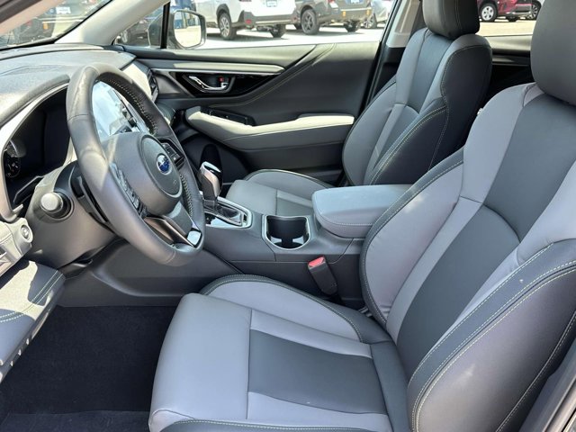 2025 Subaru Outback Onyx Edition photo 8