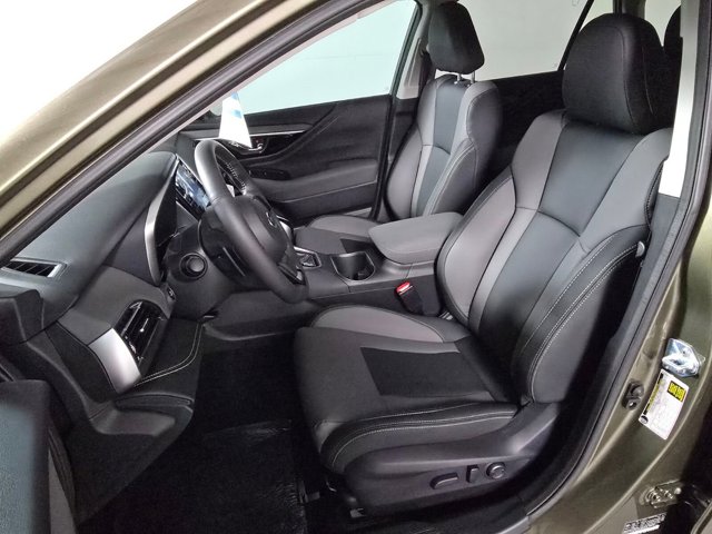 2025 Subaru Outback Onyx Edition photo 13