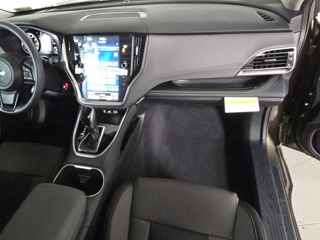 2025 Subaru Outback Onyx Edition photo 17