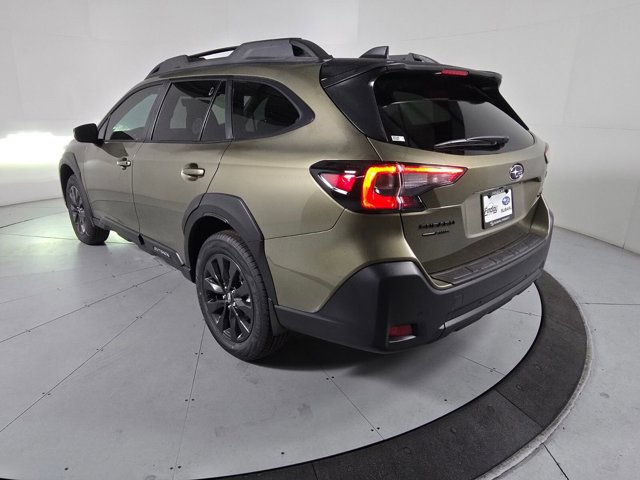 2025 Subaru Outback Onyx Edition photo 3