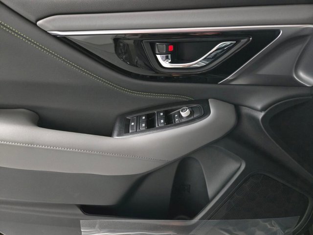 2025 Subaru Outback Onyx Edition photo 13