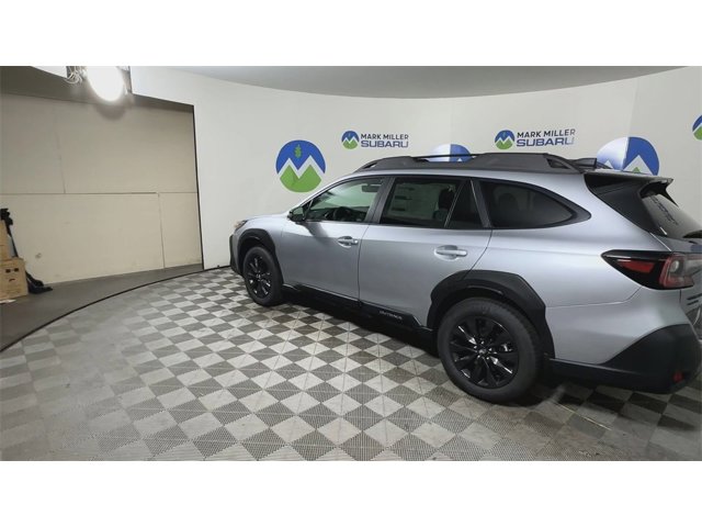 2025 Subaru Outback Onyx Edition photo 7