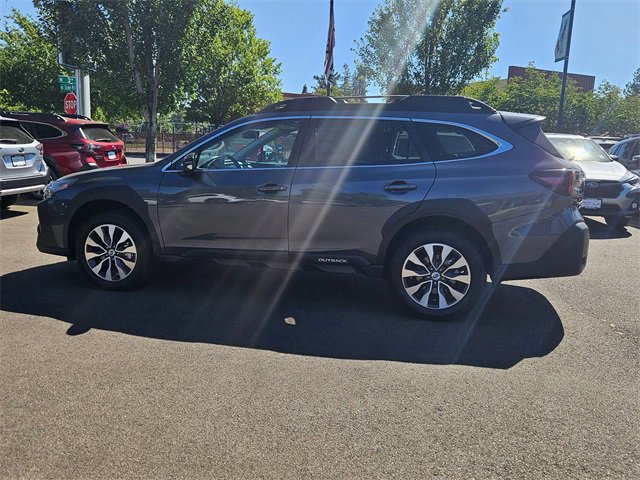 2025 Subaru Outback Limited photo 2