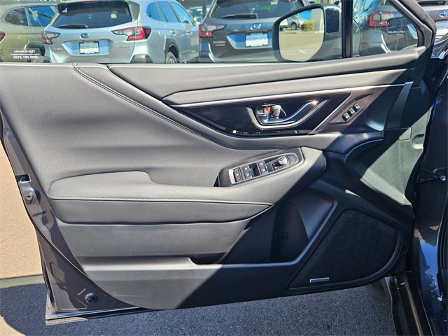 2025 Subaru Outback Limited photo 9