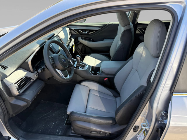 2025 Subaru Outback Limited photo 9