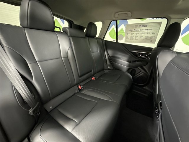 2025 Subaru Outback Touring photo 18