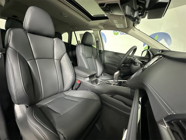 2025 Subaru Outback Touring photo 19