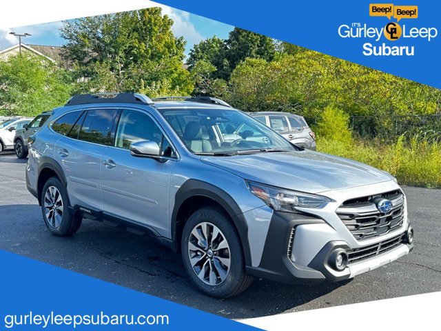 2025 Subaru Outback Touring's photo