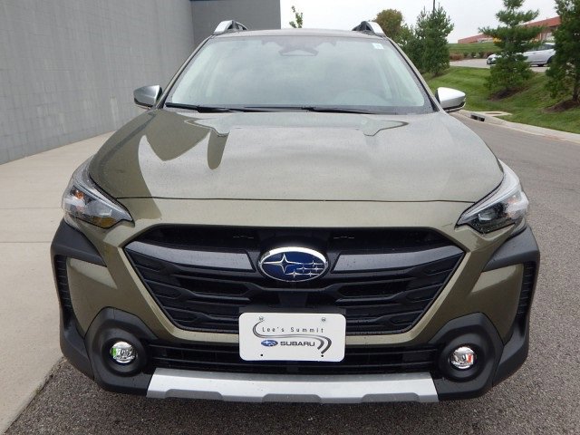 2025 Subaru Outback Touring XT photo 8