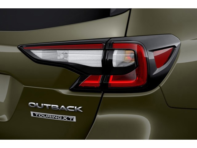 2025 Subaru Outback Touring XT photo 13