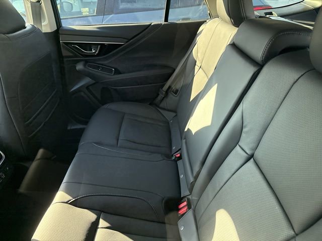2025 Subaru Outback Touring XT photo 4