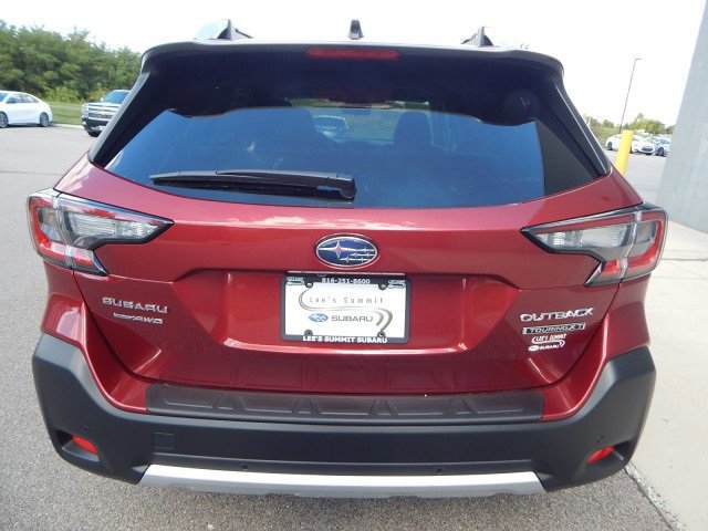 2025 Subaru Outback Touring XT photo 3