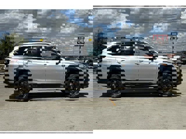 2025 Subaru Outback Wilderness photo 2