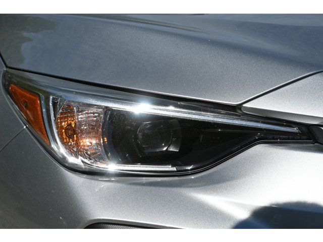 New 2026 ICE SILVER METALLIC Subaru Premium image 10