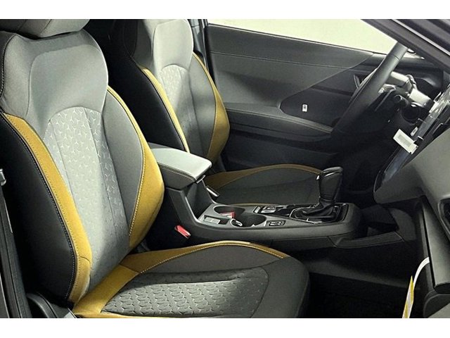 2025 Subaru Crosstrek Sport photo 13