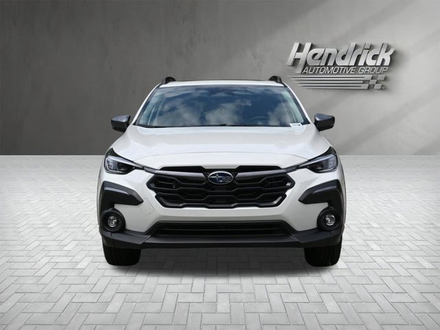 New 2026 CRYSTAL WHITE PEARL Subaru Limited image 3