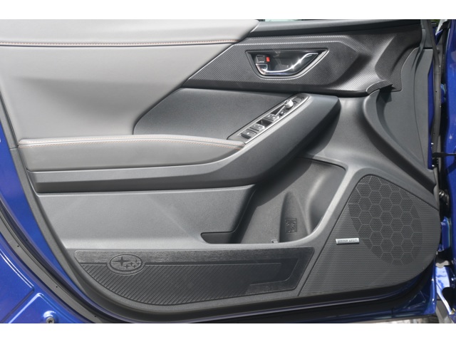 New 2026 SAPPHIRE BLUE PEARL Subaru Limited image 14