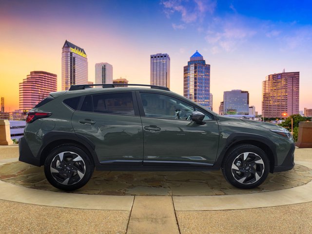 2025 Subaru Crosstrek Limited photo 3