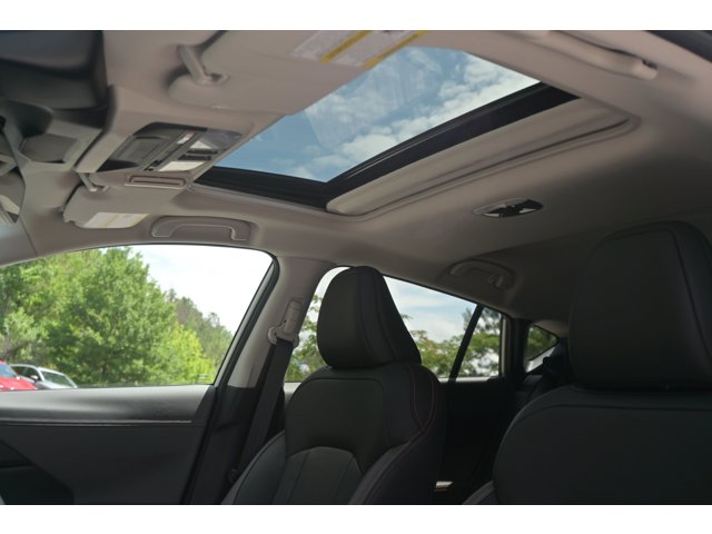 New 2026 CRYSTAL WHITE PEARL Subaru Limited image 28