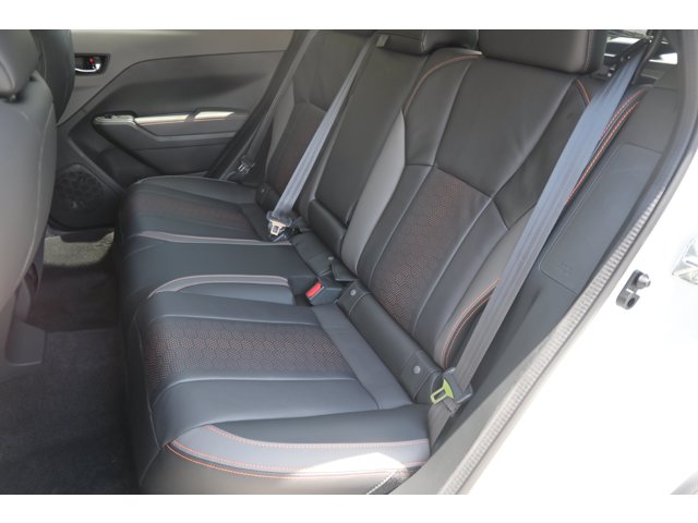 New 2026 CRYSTAL WHITE PEARL Subaru Limited image 29