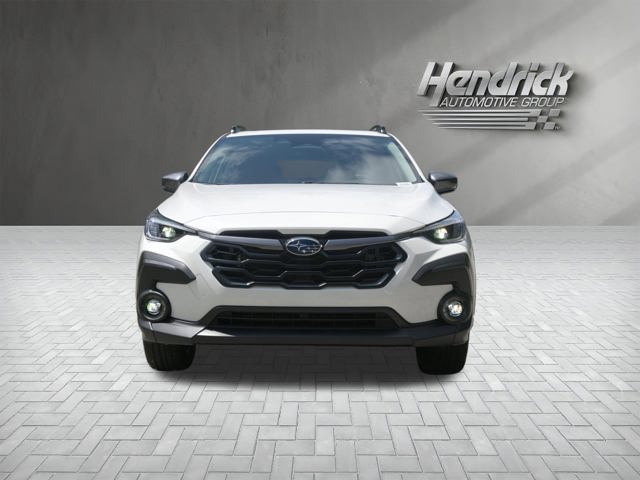New 2026 CRYSTAL WHITE PEARL Subaru Limited image 3