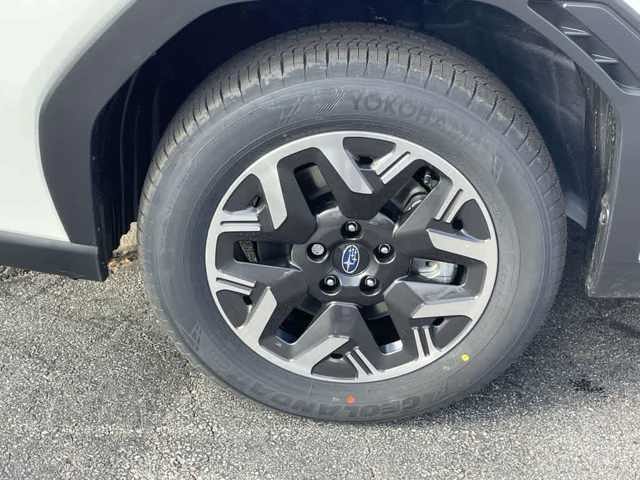 2026 Subaru Forester Premium - Photo 8