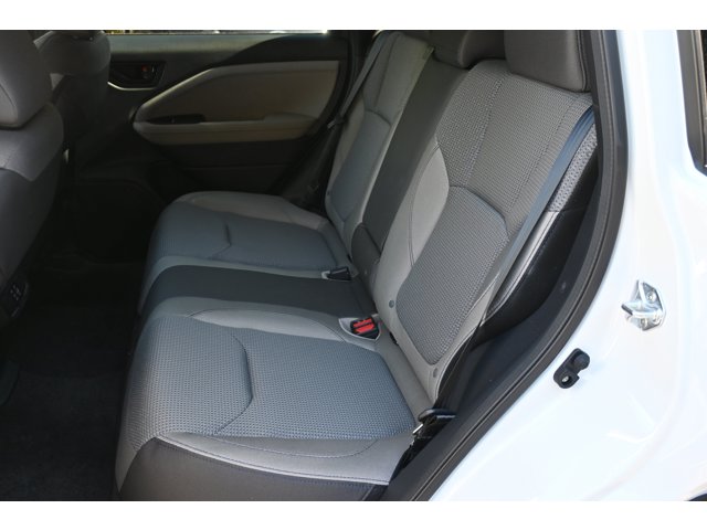 New 2026 CRYSTAL WHITE PEARL Subaru Premium image 29