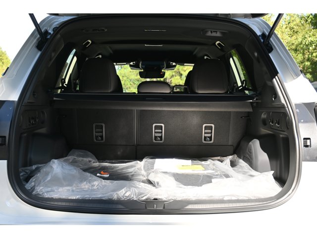 New 2026 CRYSTAL WHITE PEARL Subaru Premium image 33