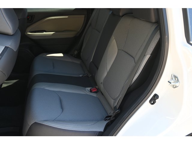 New 2026 CRYSTAL WHITE PEARL Subaru Premium image 29