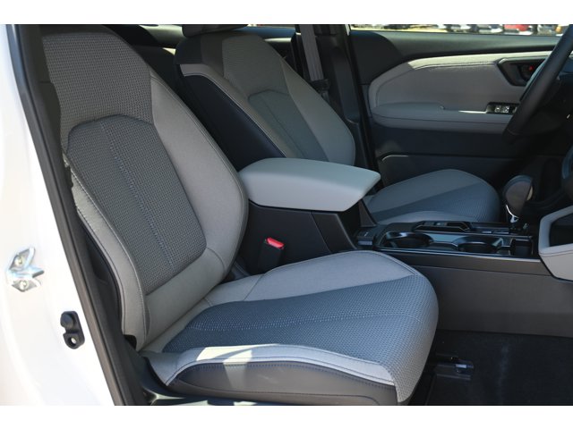 New 2026 CRYSTAL WHITE PEARL Subaru Premium image 32