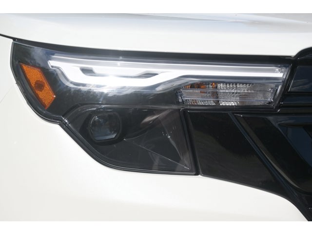 New 2026 CRYSTAL WHITE PEARL Subaru Sport Onyx Edition image 11