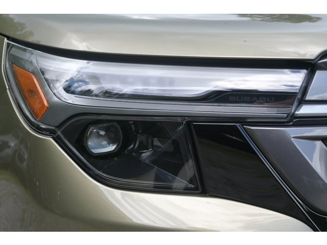 New 2026 AUTUMN GREEN METALLIC Subaru Limited image 10