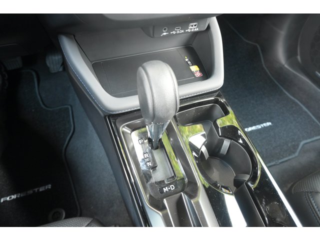 New 2026 AUTUMN GREEN METALLIC Subaru Limited image 26