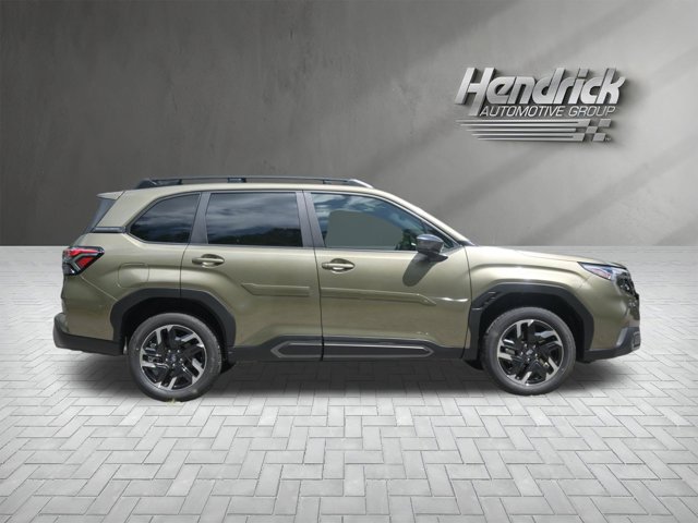 New 2026 AUTUMN GREEN METALLIC Subaru Limited image 9