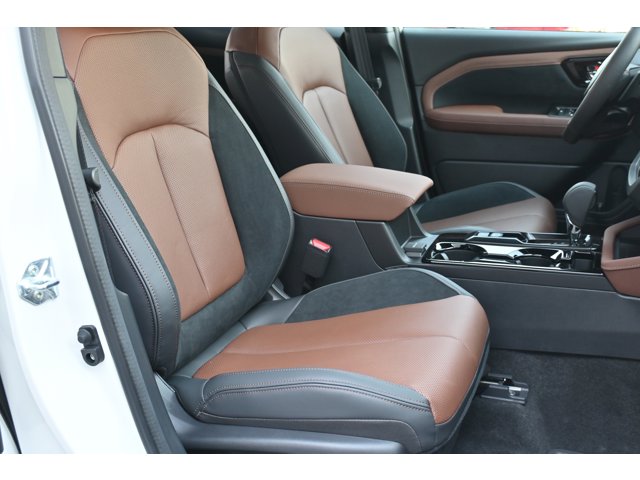 New 2026 CRYSTAL WHITE PEARL Subaru Touring image 34